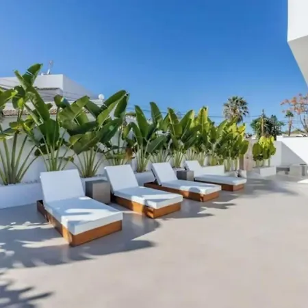 Casa *